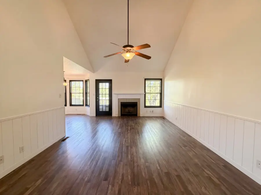 3394 Endsworth Dr, Clarksville, TN 37042 - #3