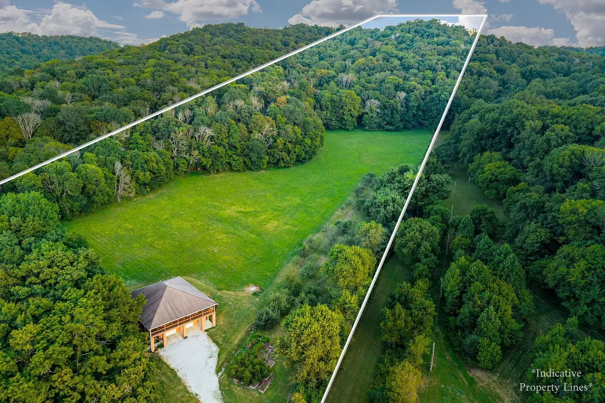 574 Hayes Ridge Rd, Lancaster, TN 38569 - #1