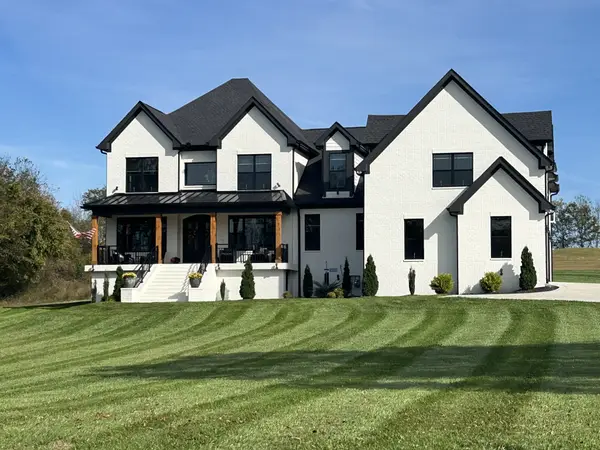 4223 Ironwood Dr, Greenbrier, TN 37073