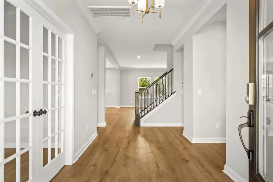 1048 Cherry Tree Dr, Mount Juliet, TN 37122 - #2