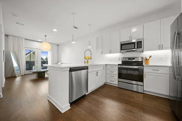 1677 54th Ave N #421, Nashville, TN 37209