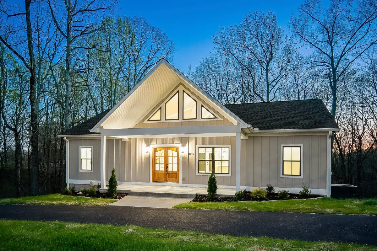 2045 Coconut Ridge Rd, Smithville, TN 37166 - #1