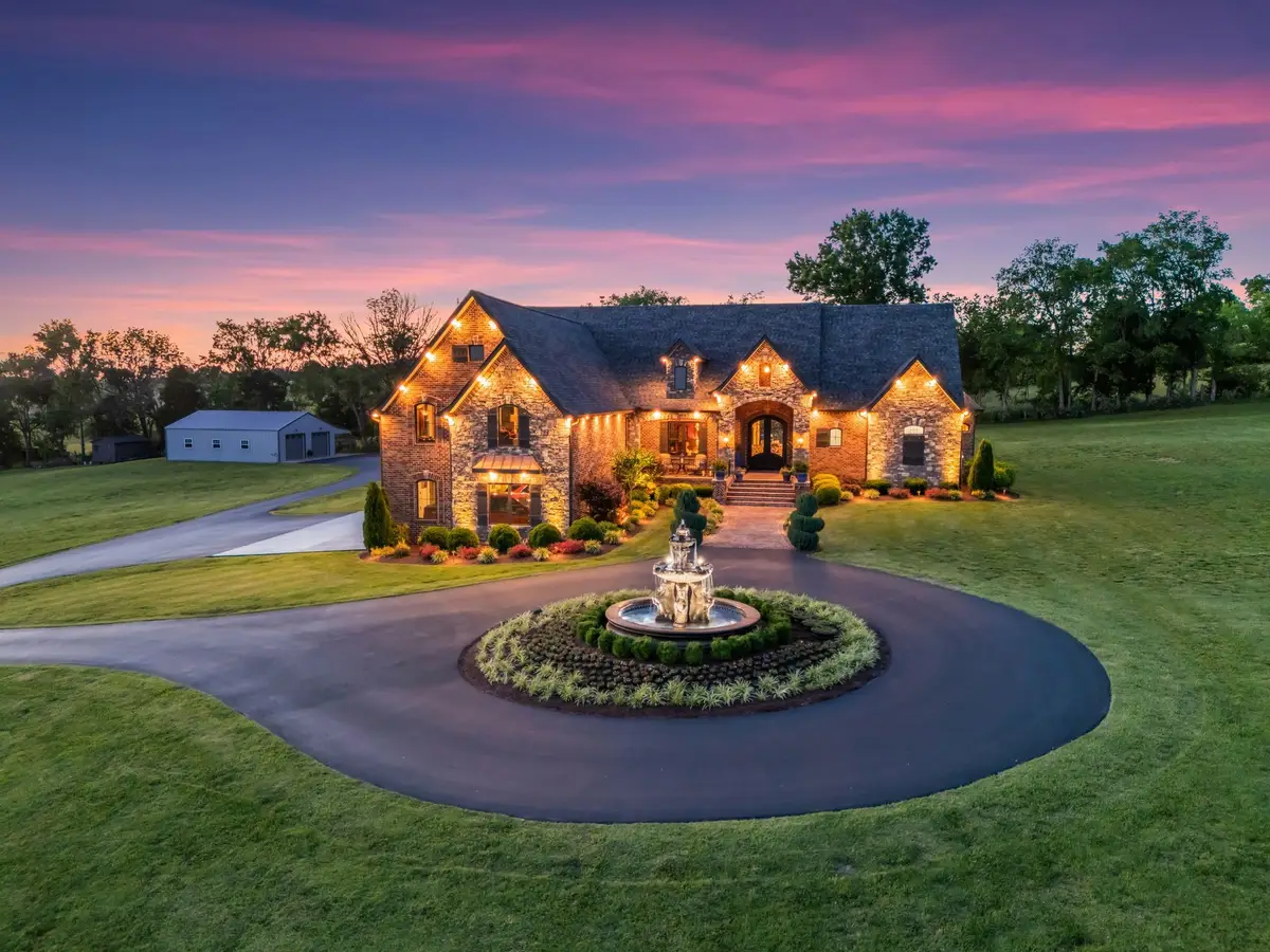 919 Philadelphia Rd, Lebanon, TN 37087 - #1