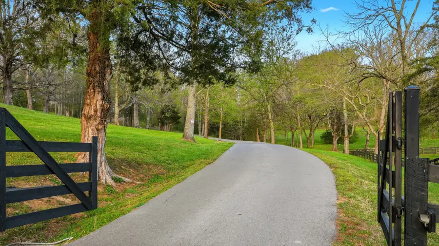 3360 Sweeney Hollow Rd, Franklin, TN 37064 - #3