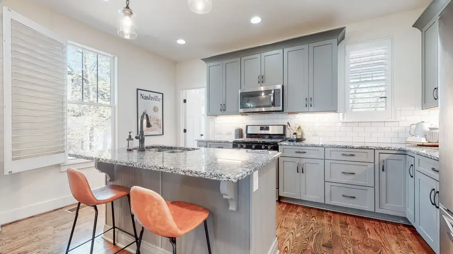 524B E Bend Dr, Nashville, TN 37209 - #2