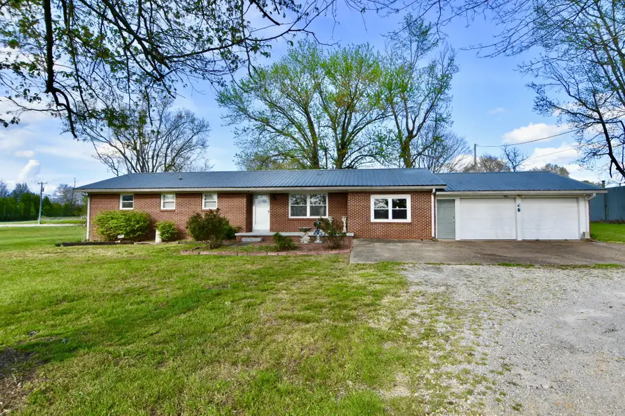 946 Monument Rd, Summertown, TN 38483 - #2