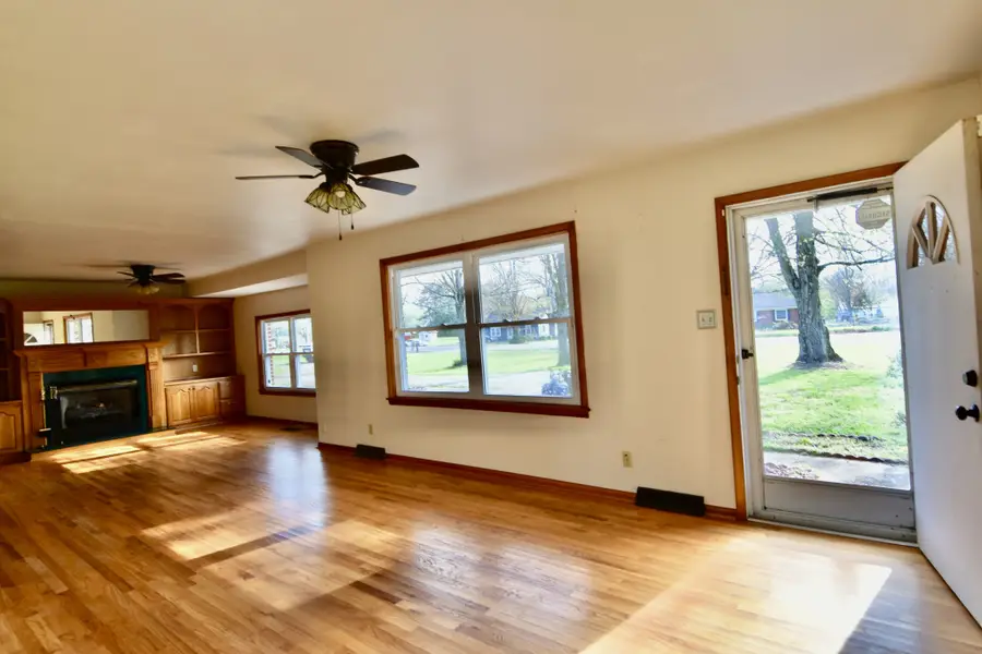 946 Monument Rd, Summertown, TN 38483 - #3