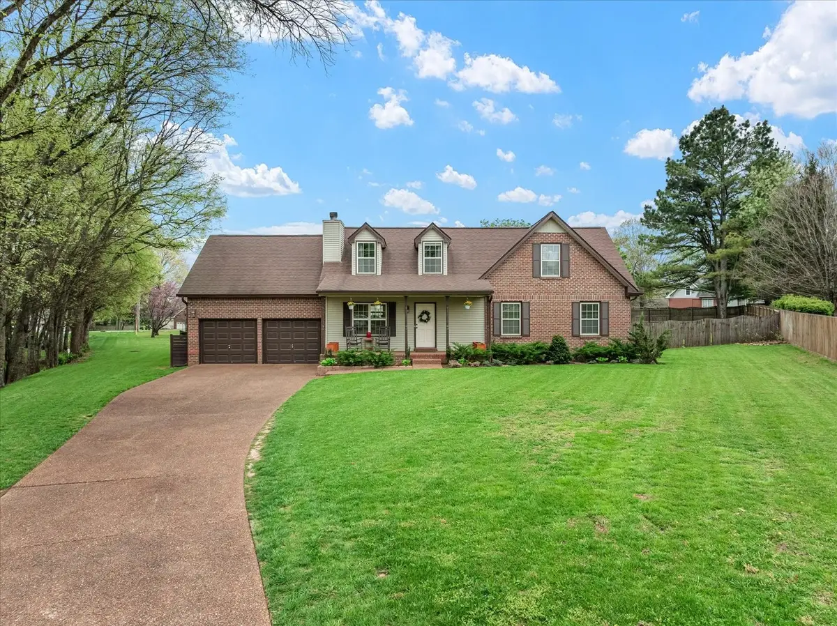 2713 Camden Ct, Thompsons Station, TN 37179 - #1