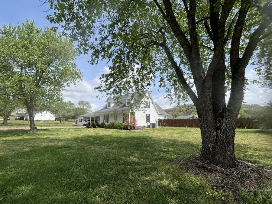 204 Alex Dr, Pulaski, TN 38478 - #3