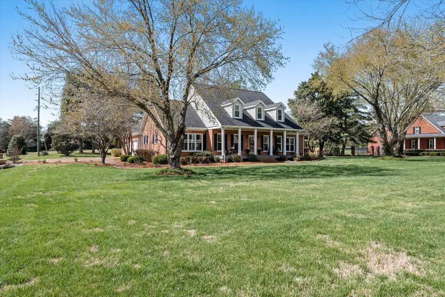 2246 Oakleaf Dr, Franklin, TN 37064 - #3