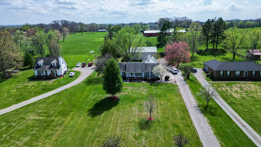 147 Flynn Rd, Gallatin, TN 37066 - #3