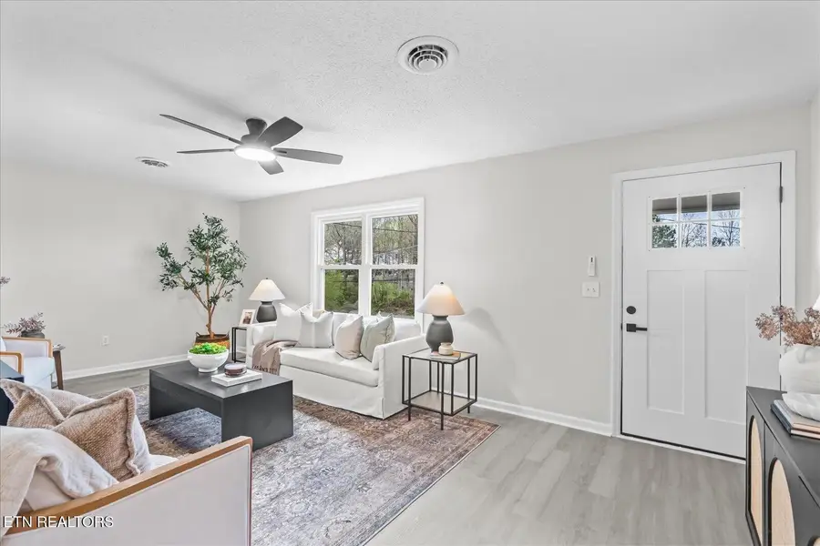 1115 Se 21st St, Cleveland, TN 37311 - #3