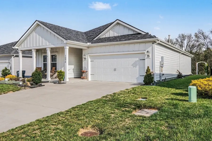 1096 Holland Ridge Way, Lebanon, TN 37090 - #2