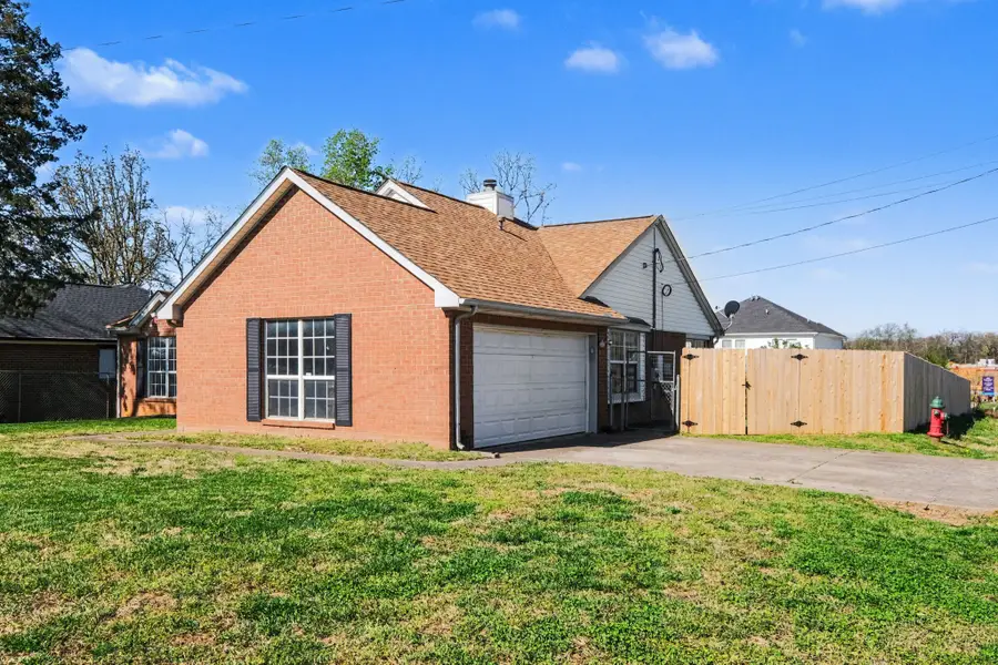 3800 Round Rock Dr, Antioch, TN 37013 - #3