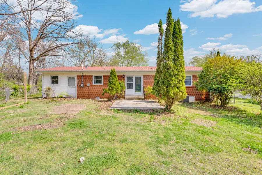 1222 Glenwood Dr, Cookeville, TN 38501 - #2