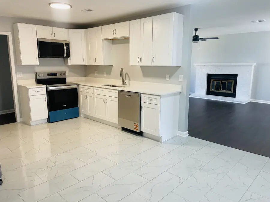 548 Buckeye Ln, Clarksville, TN 37042 - #2