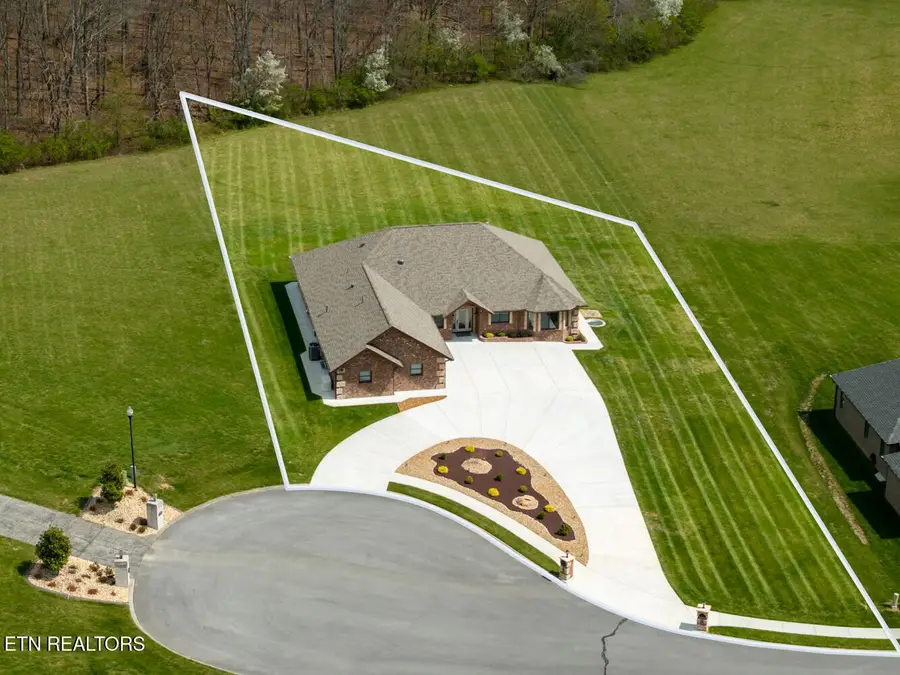 42 Sycamore Rd, Crossville, TN 38555 - #2