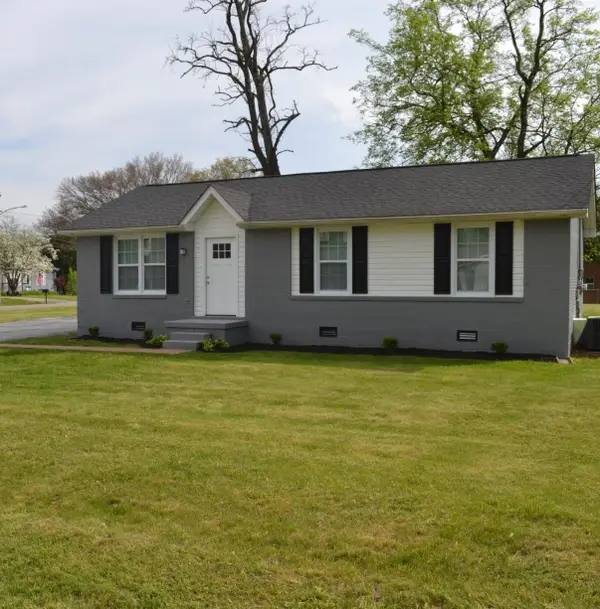 401 Watts Dr, Columbia, TN 38401