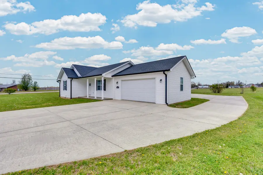 2900 Hearld Ct, Cookeville, TN 38501 - #2