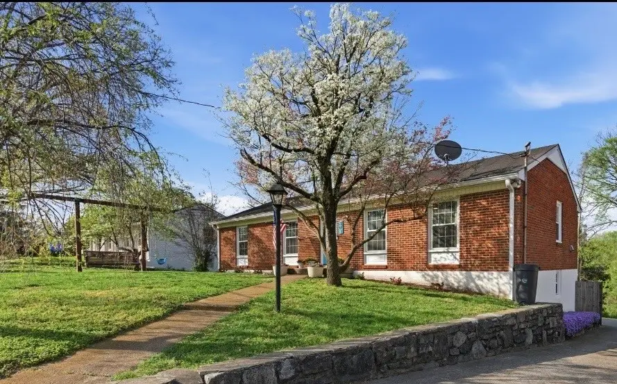 423 Wauford Dr, Nashville, TN 37211 - #3
