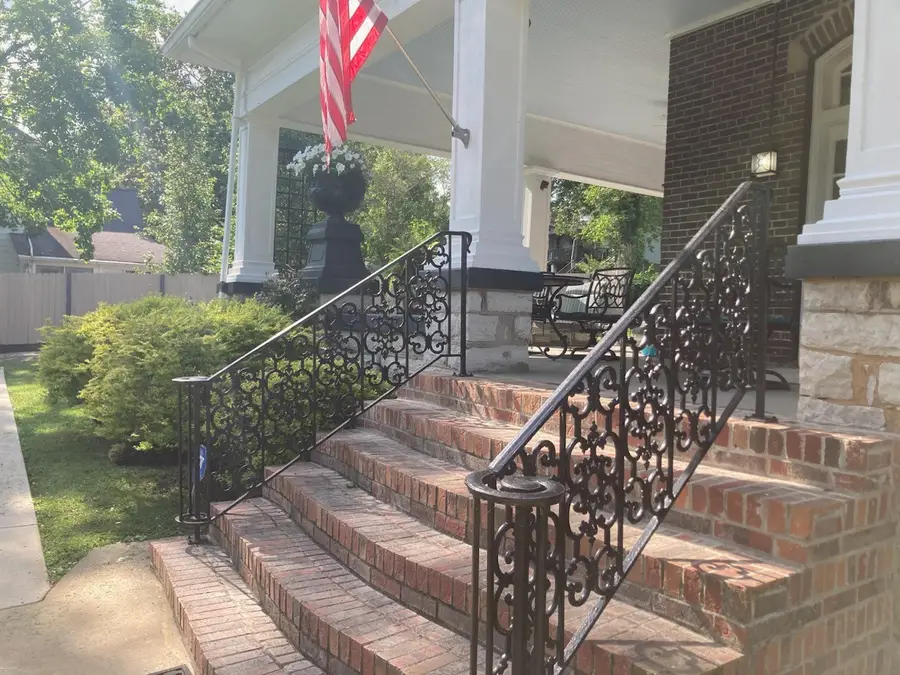 404 Washington St E, Fayetteville, TN 37334 - #3