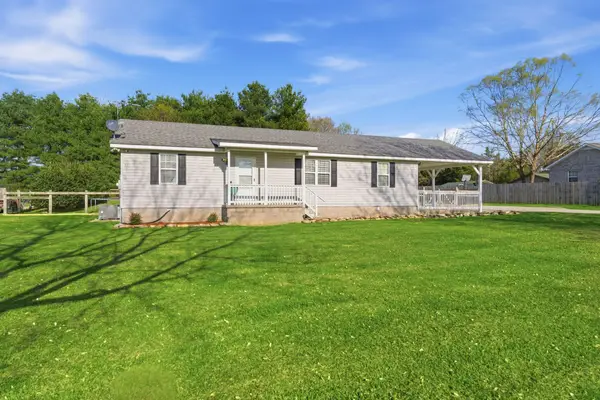 3956 Powers Bridge Rd, Manchester, TN 37355