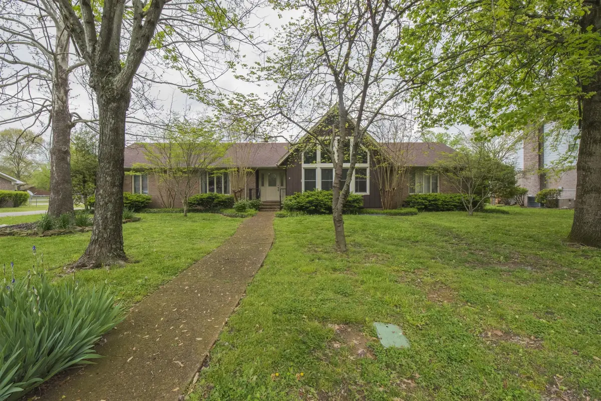 1410 Huntington Dr, Murfreesboro, TN 37130 - #1