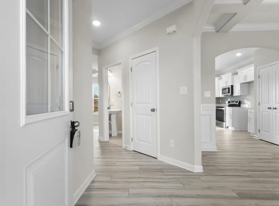 2684 Brewster Dr, Clarksville, TN 37042 - #2