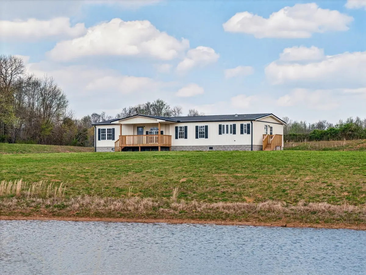 560 Old Huntsville Rd, Fayetteville, TN 37334 - #1