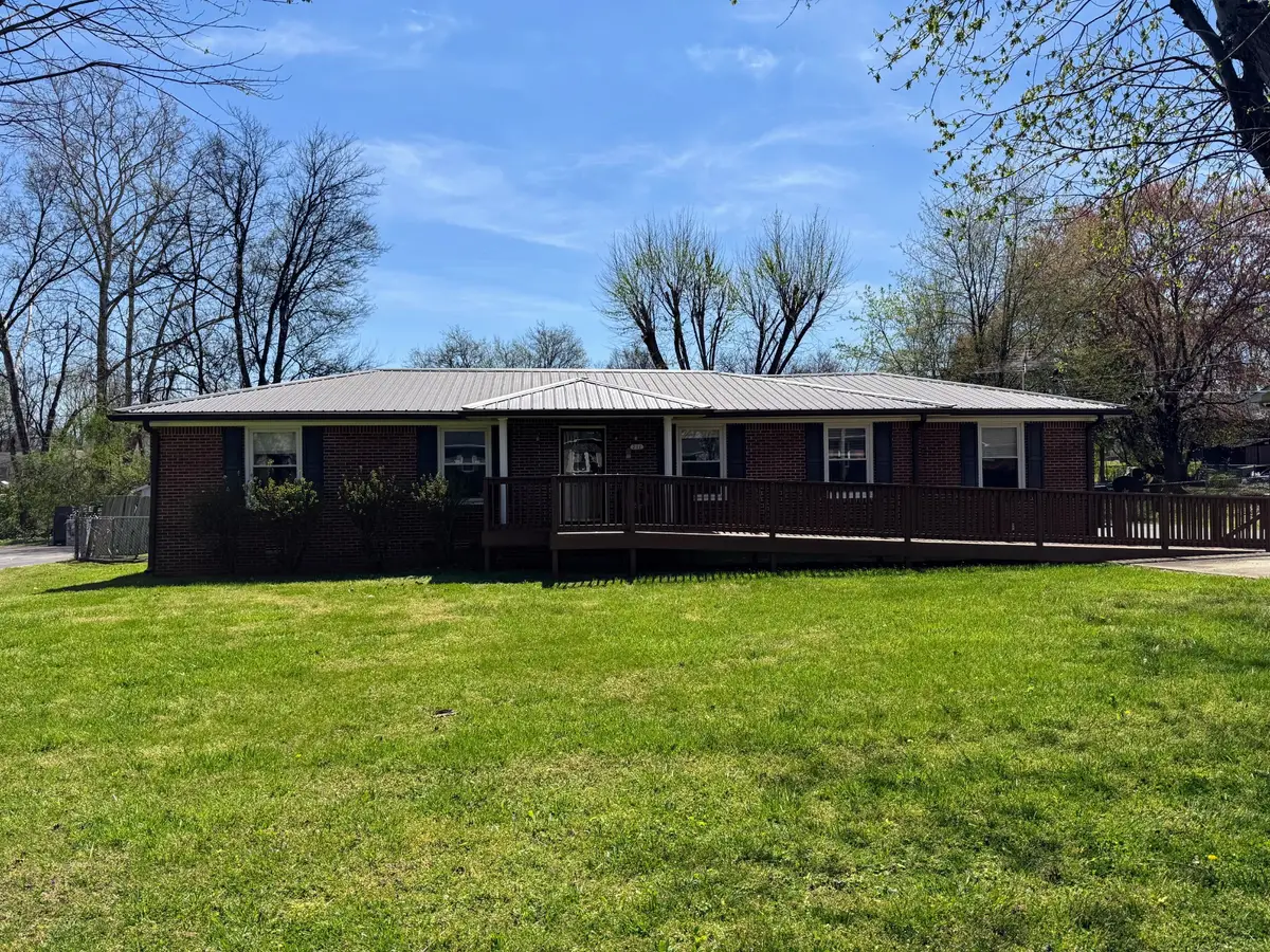 211 Stonewall Rd, Columbia, TN 38401 - #1