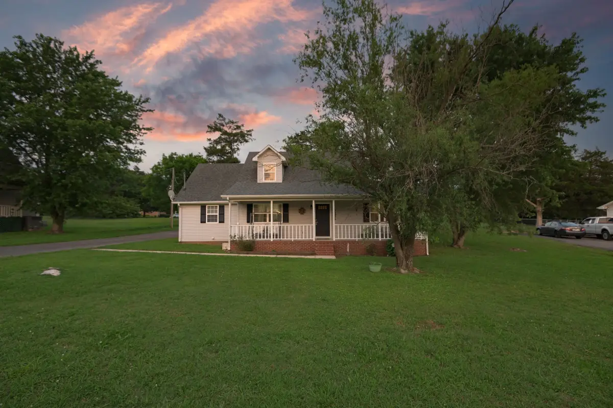 1304 Fairfield Pike, Shelbyville, TN 37160 - #1