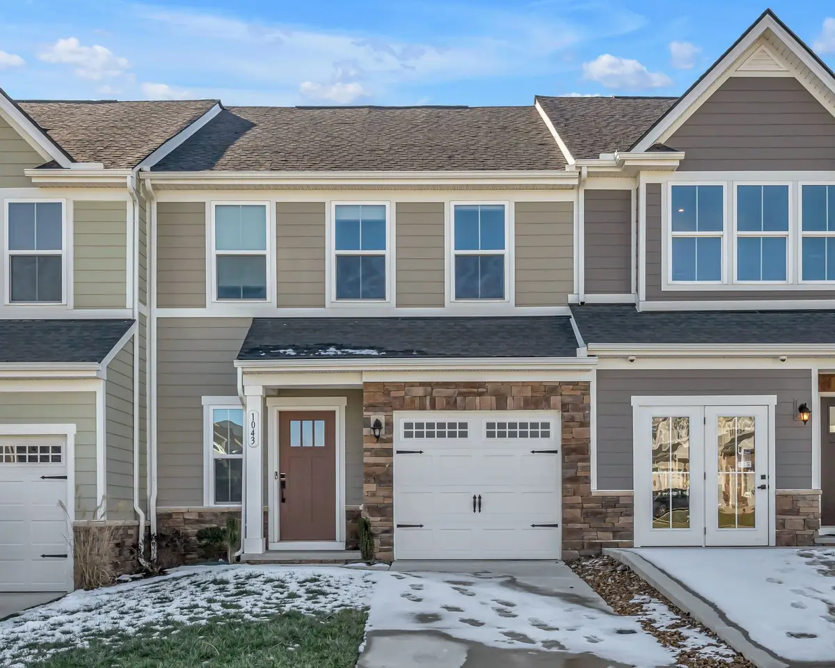 1043 Clendening Dr, Gallatin, TN 37066 - #1