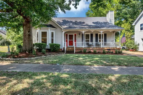 221 Adams Ct, Franklin, TN 37064