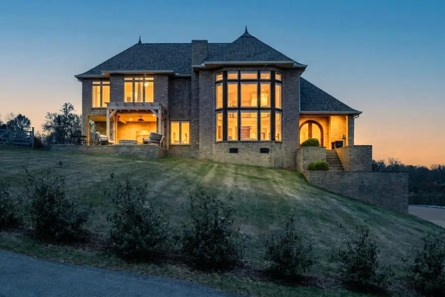 501 River Trace Dr, Dover, TN 37058 - #2