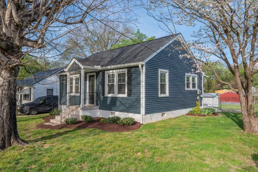 306 Crossover St, Columbia, TN 38401 - #2