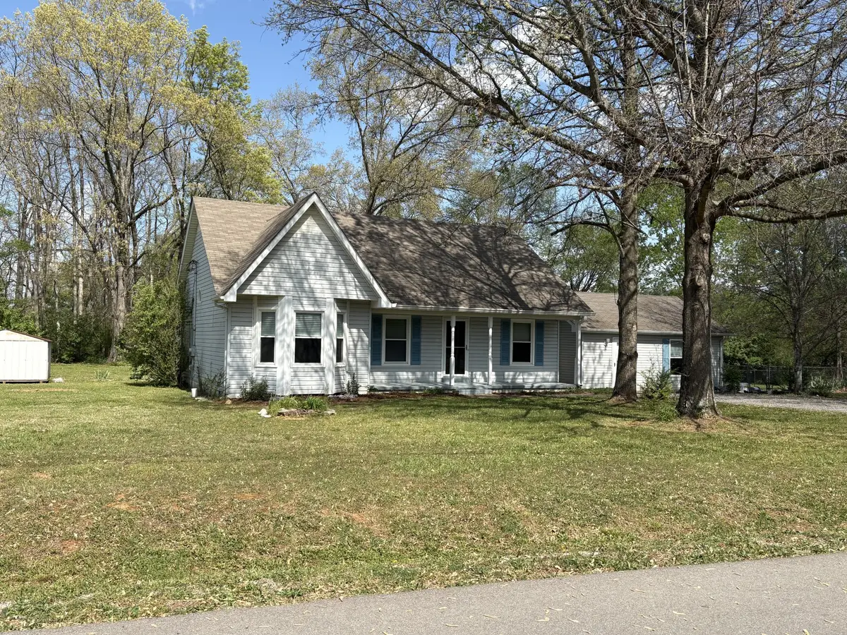 7427 Chadwick Dr, Murfreesboro, TN 37129 - #1