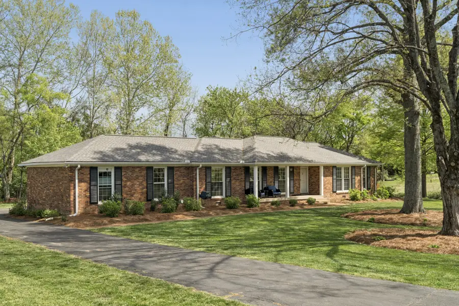 5048 Ragland Dr, Nashville, TN 37220 - #2
