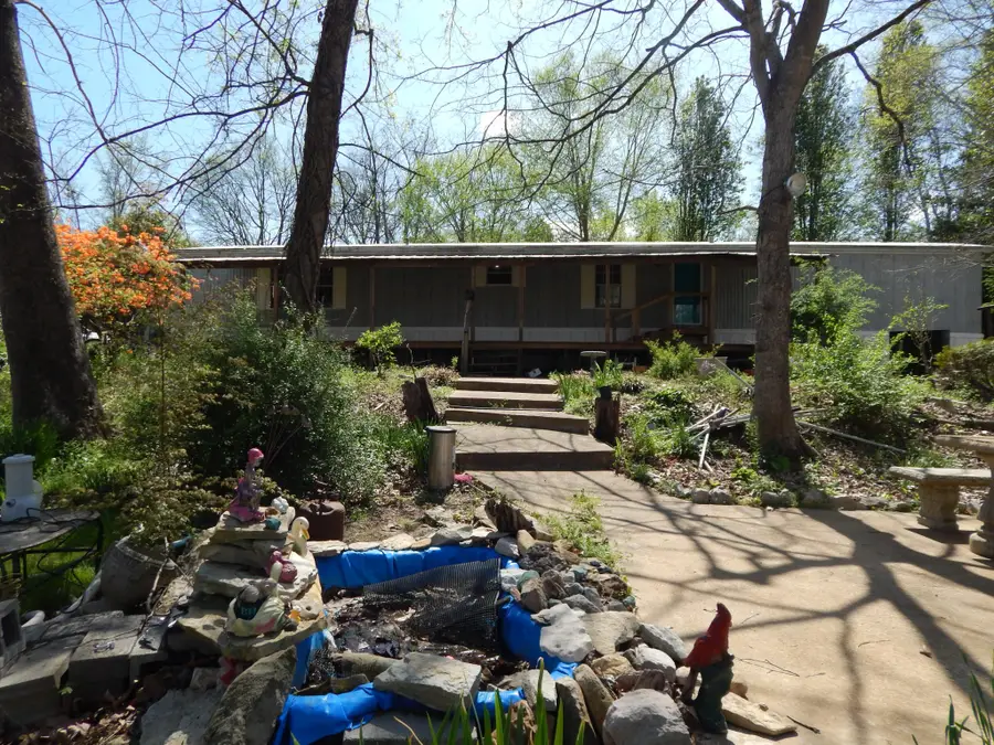 999 Kilburn Hollow Rd, Waynesboro, TN 38485 - #2