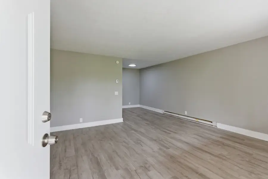 550 Harding Pl #F121, Nashville, TN 37211 - #3