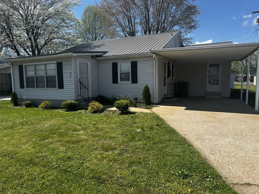 813 N Military Ave, Lawrenceburg, TN 38464 - #2