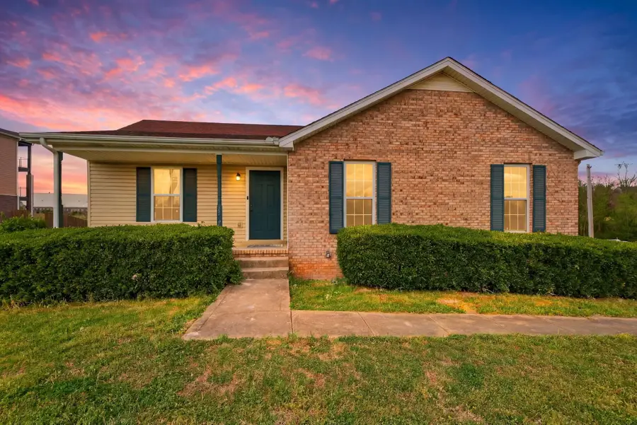 1966 Berkshire Dr, Clarksville, TN 37042 - #2