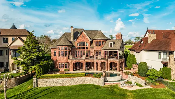 1722 Jacobs Dr, Gallatin, TN 37066