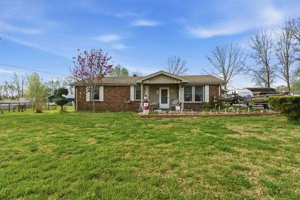 1923 Blue Bird Dr, Pleasant View, TN 37146