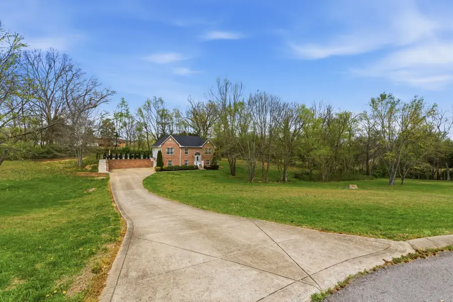 2034 Christy Ln, Greenbrier, TN 37073 - #2