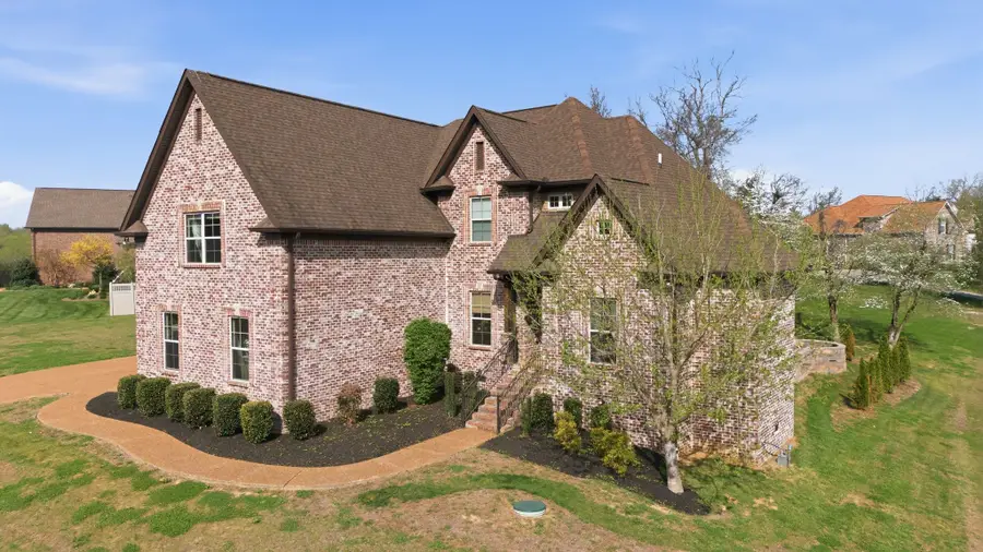 1100 Lake Highland Dr, Mount Juliet, TN 37122 - #2
