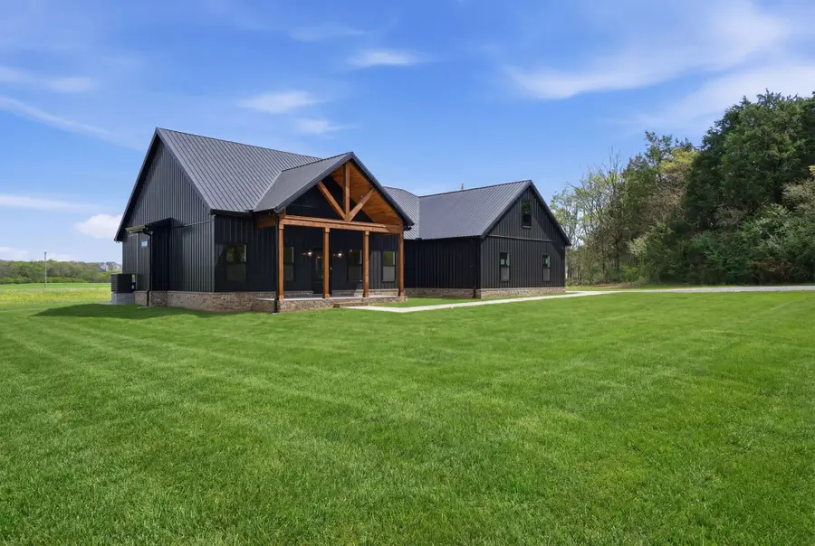 110 Roddy Road, Shelbyville, TN 37160 - #2