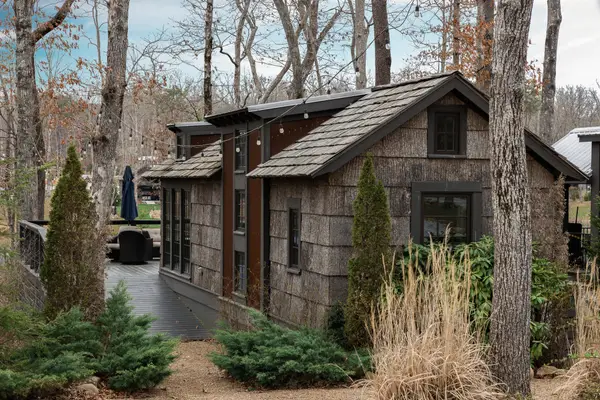 70 Acorn Cv, Tracy City, TN 37387