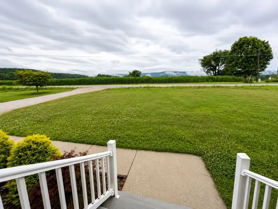 23 Skidmore Ln, Winchester, TN 37398 - #2