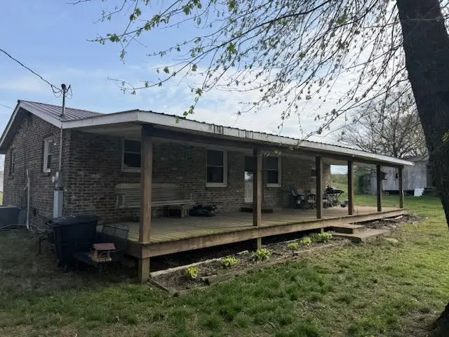 166 Indiana Ave, Ethridge, TN 38456 - #2