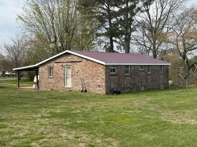 166 Indiana Ave, Ethridge, TN 38456 - #3